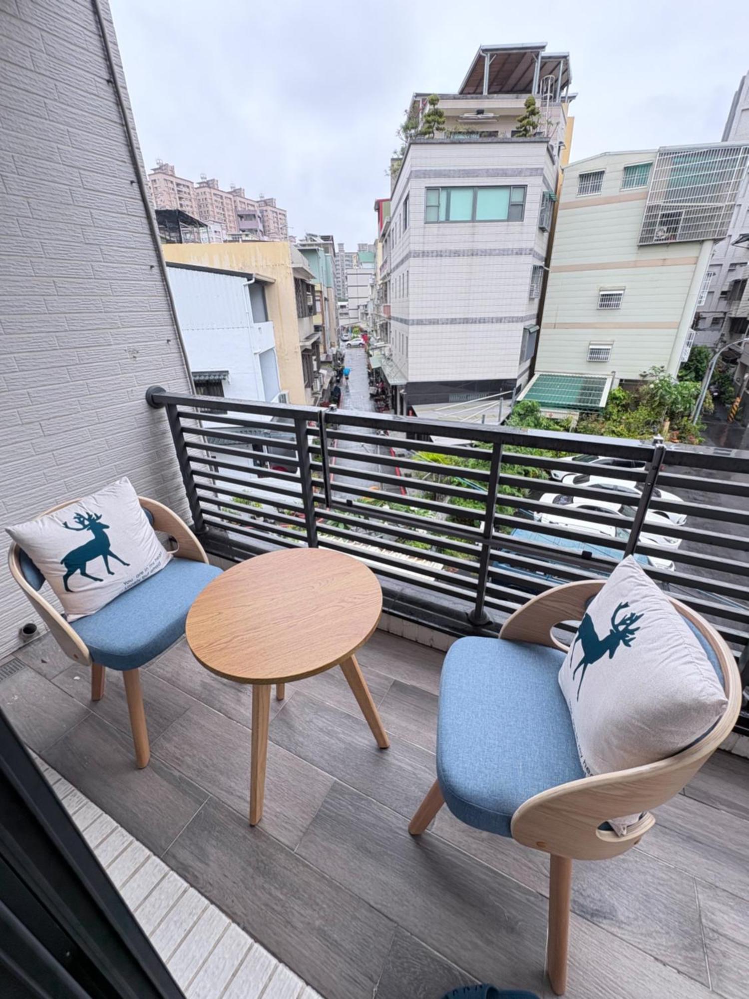 Kaohsiung Raifong Corner Homestay Eksteriør bilde
